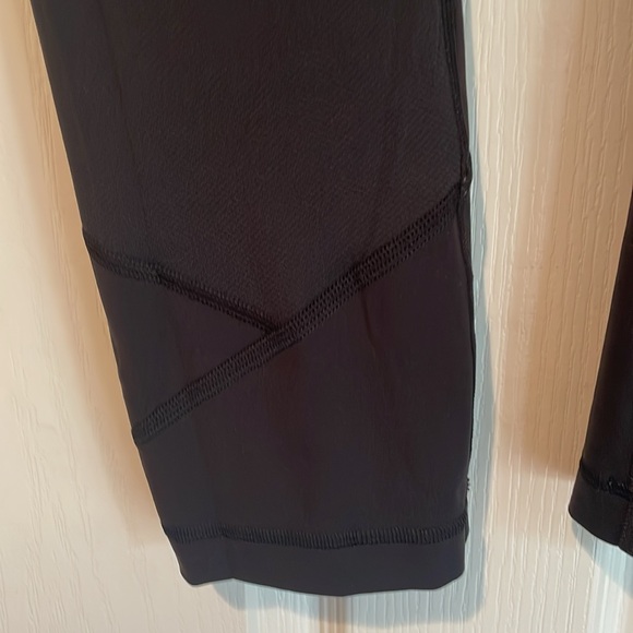 Lululemon athletica Black 6 - Picture 5 of 9